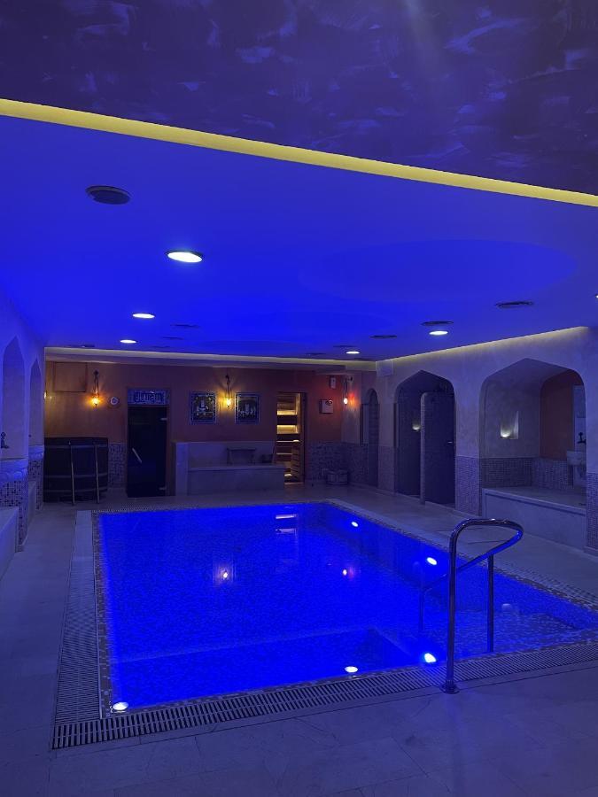 Hotel Palladium Одеса Екстериор снимка
